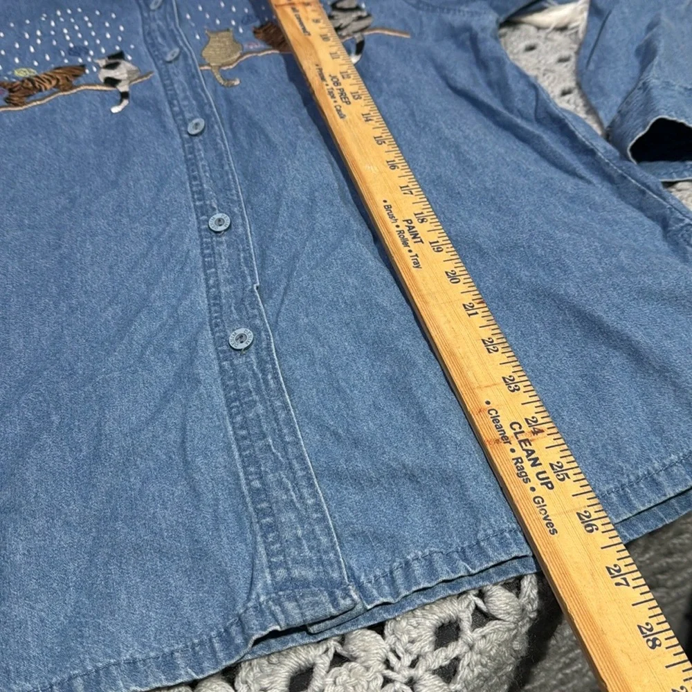 Vintage Blue Cat Embroidered Denim Shirt